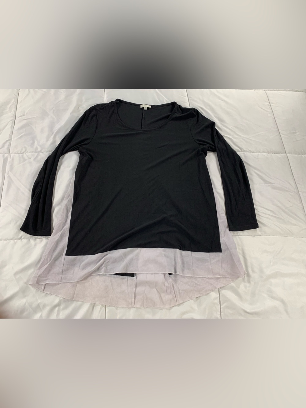 Pre loved LAURA shirt womens size L
